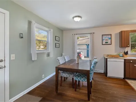 938 Perry Hill Road Waterbury VT 05676