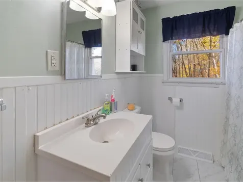 938 Perry Hill Road Waterbury VT 05676