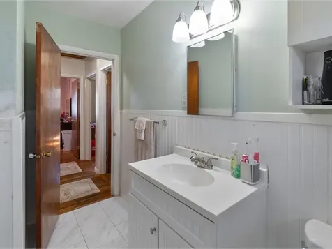 938 Perry Hill Road Waterbury VT 05676