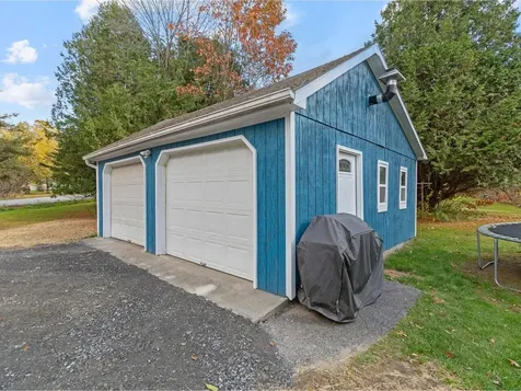 938 Perry Hill Road Waterbury VT 05676