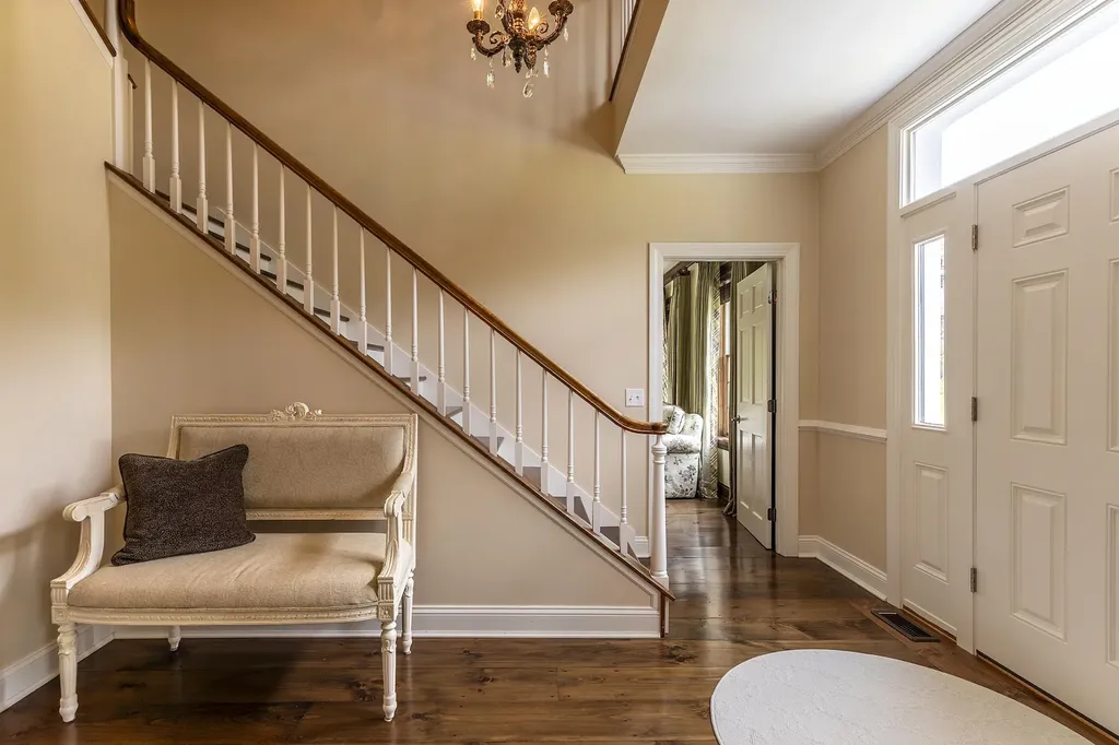 17 Farwell Lane Dorset VT 05251