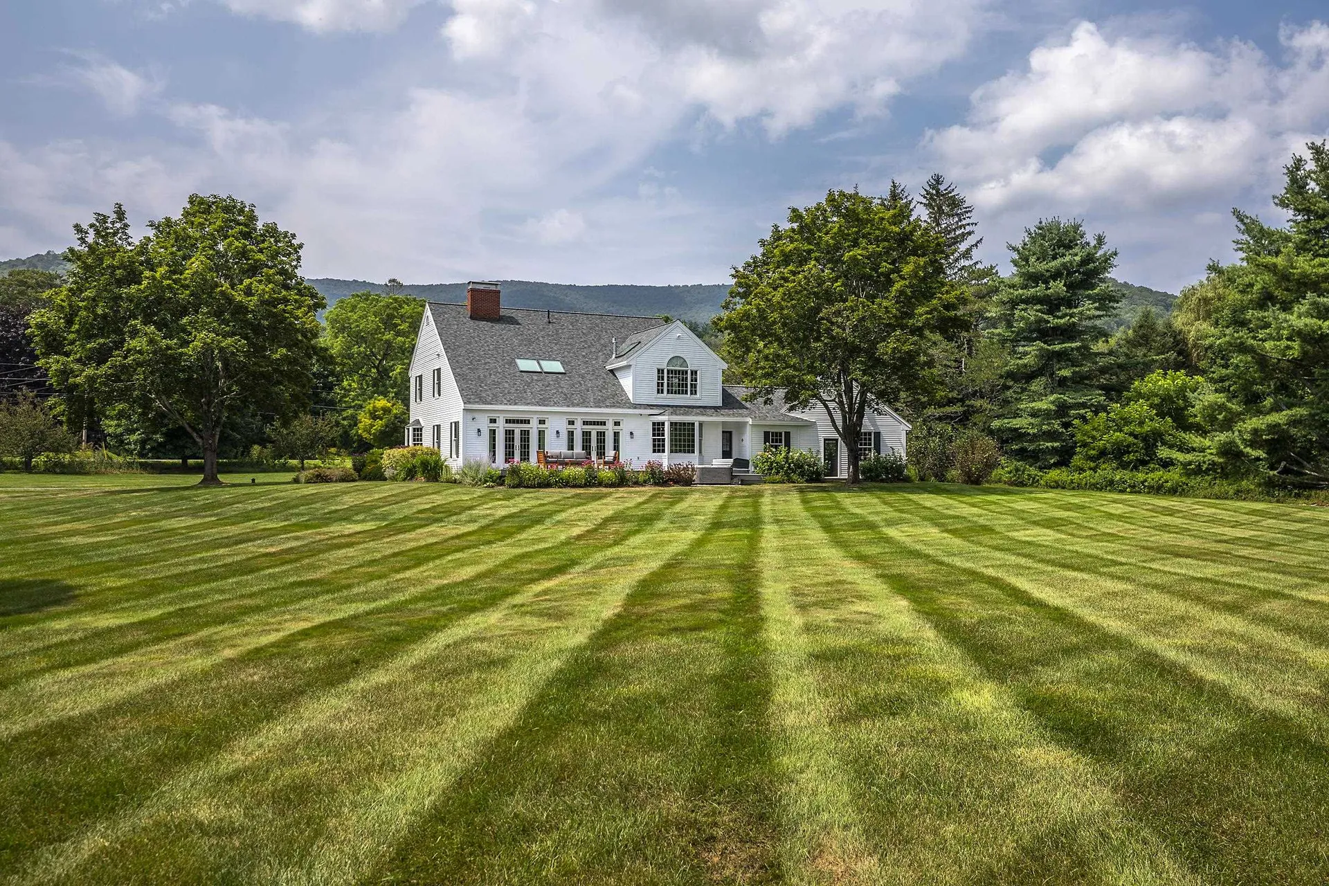 17 Farwell Lane Dorset VT 05251