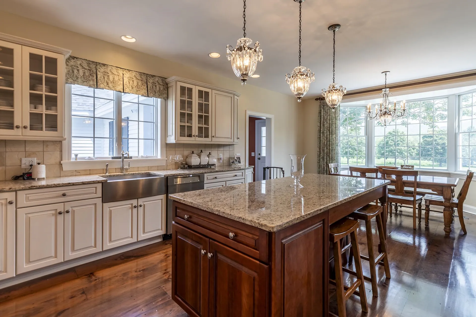 17 Farwell Lane Dorset VT 05251