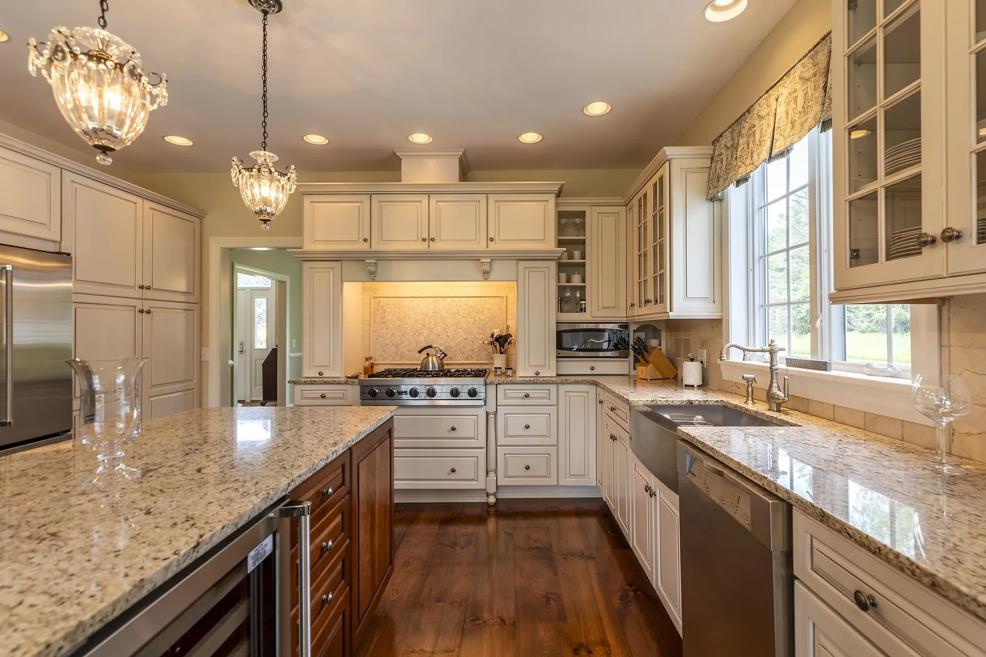 17 Farwell Lane Dorset VT 05251
