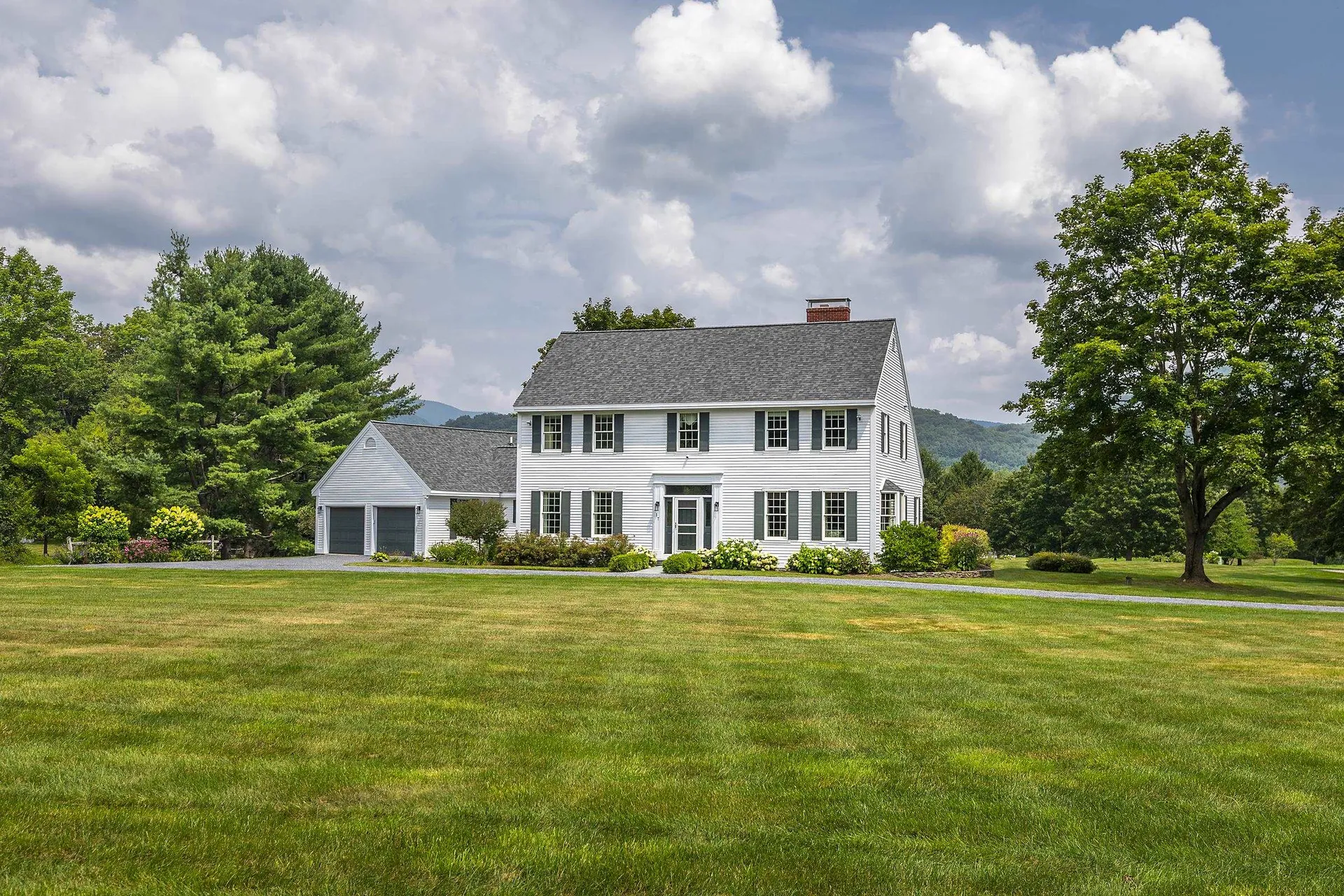 17 Farwell Lane Dorset VT 05251