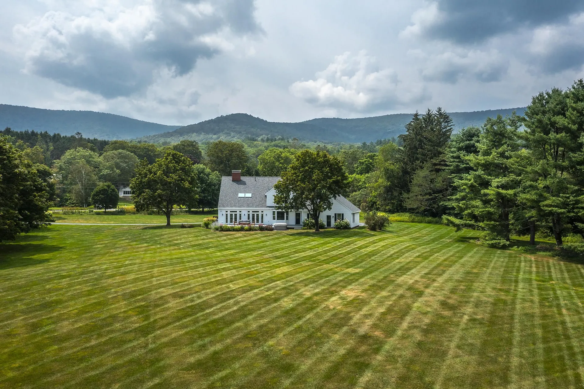 17 Farwell Lane Dorset VT 05251