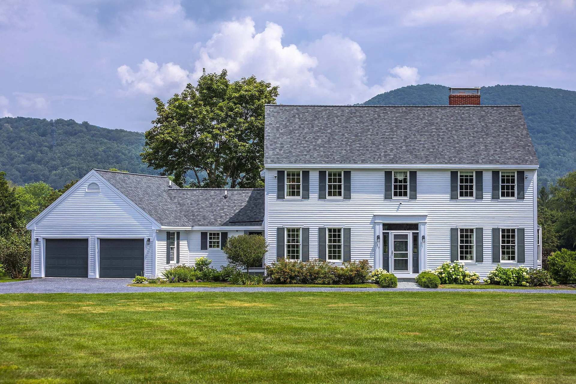 17 Farwell Lane Dorset VT 05251