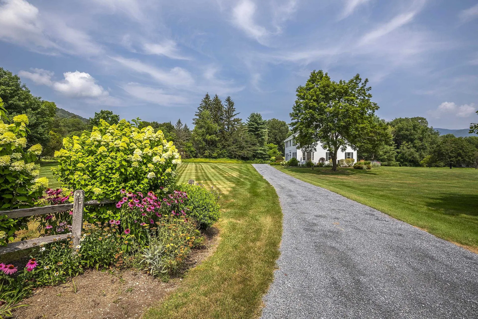 17 Farwell Lane Dorset VT 05251