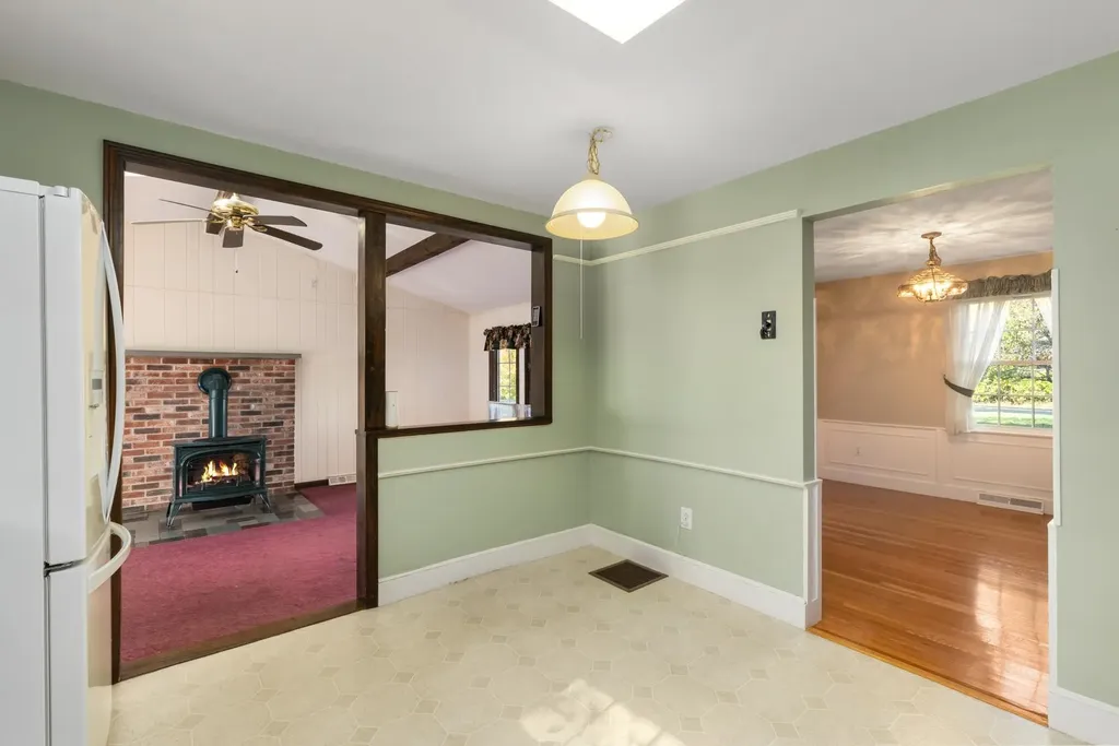 6 Toppan Road Kingston NH 03848