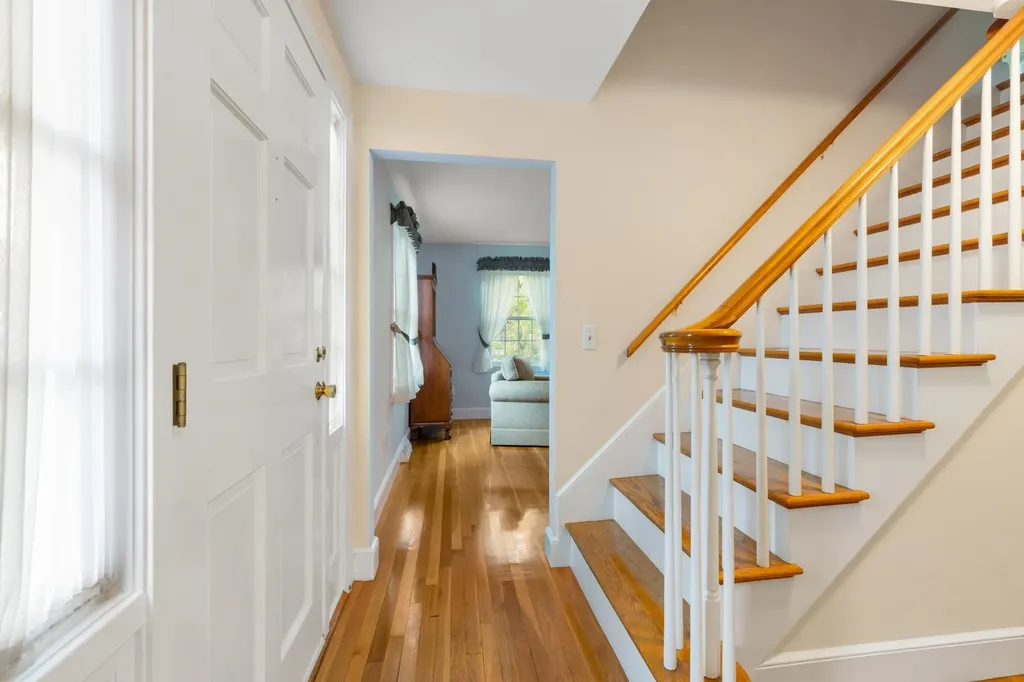 6 Toppan Road Kingston NH 03848