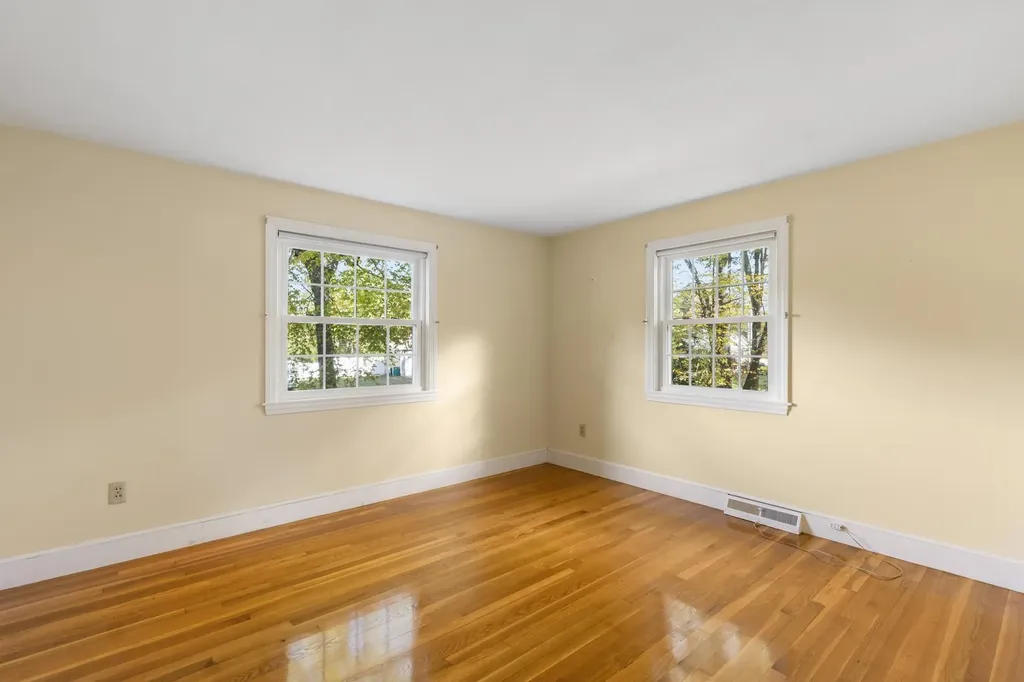 6 Toppan Road Kingston NH 03848