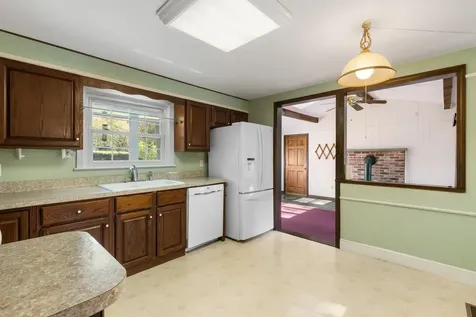 6 Toppan Road Kingston NH 03848