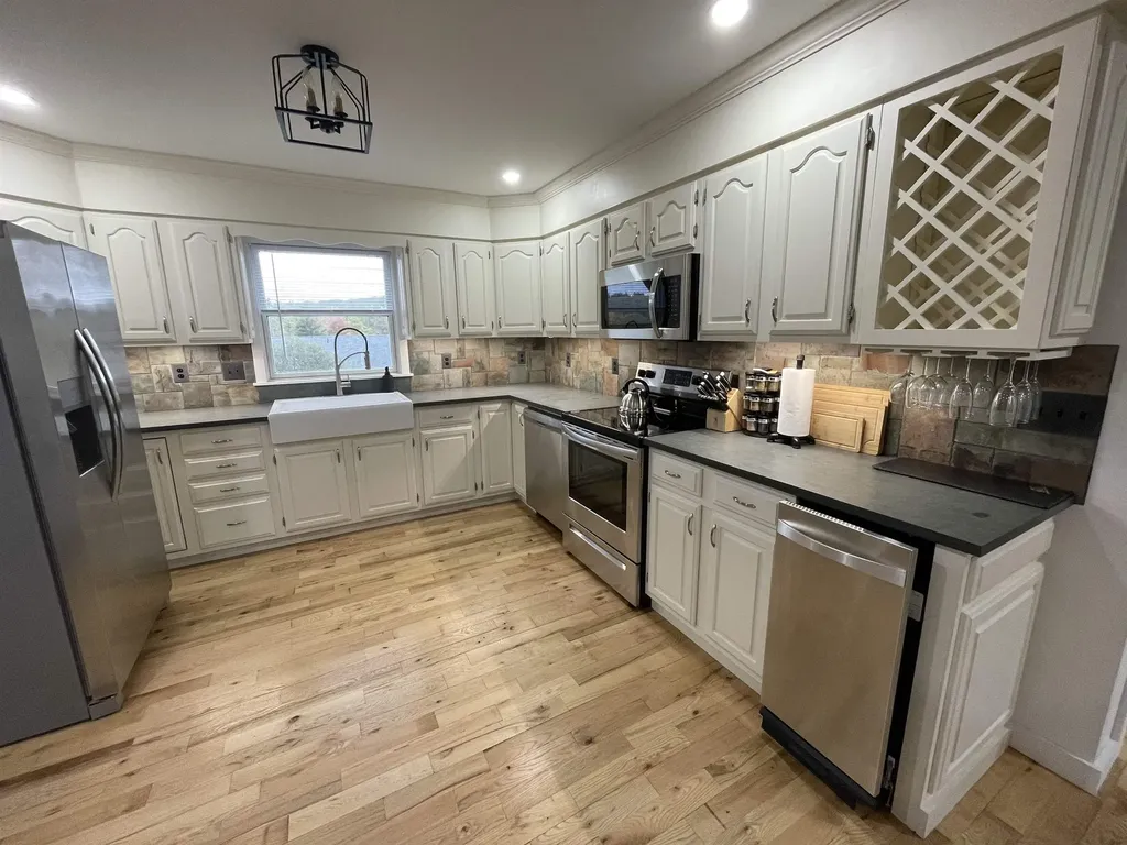 885 North Street Wells VT 05774