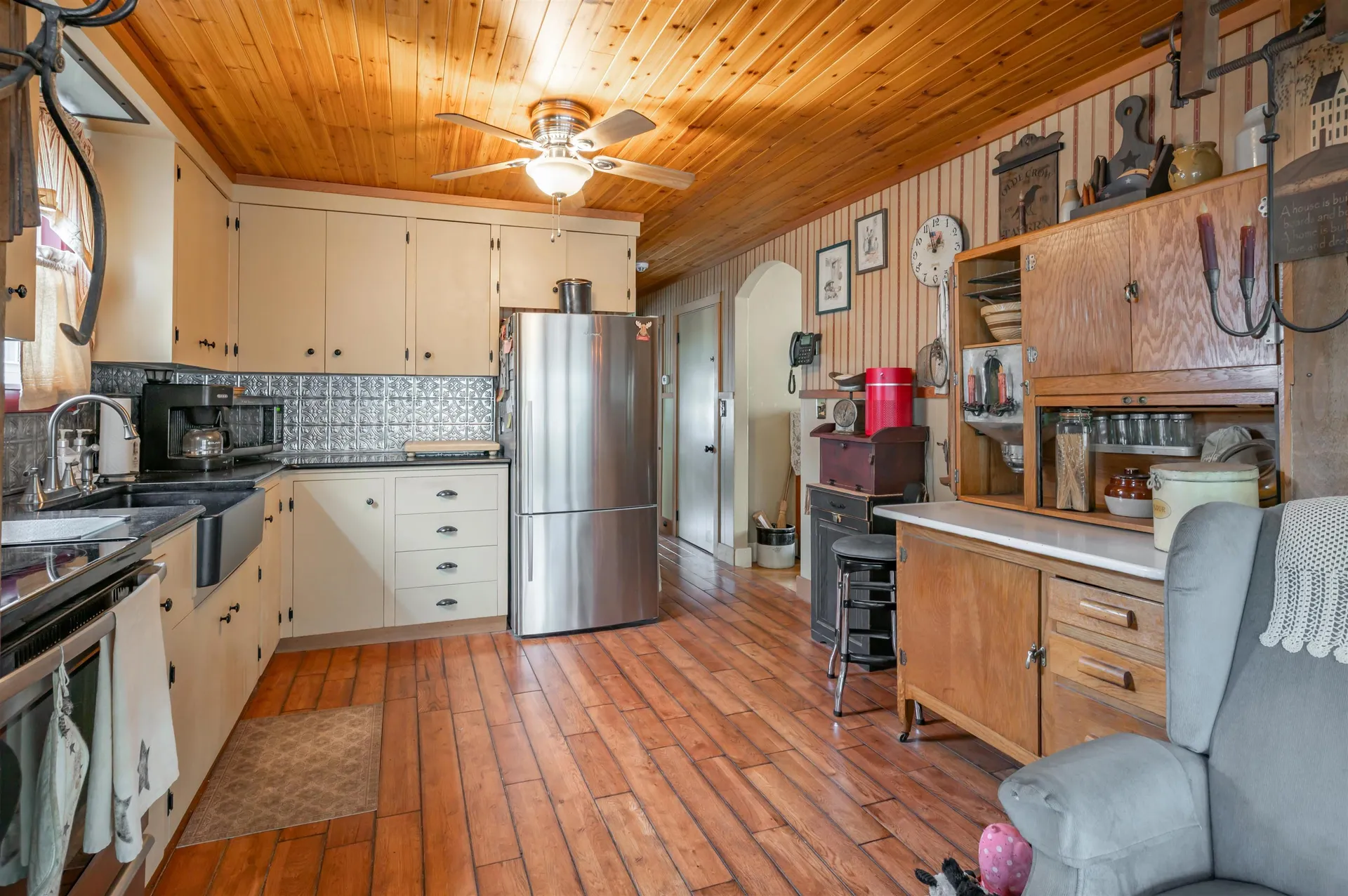 131 Calef Road Manchester NH 03102