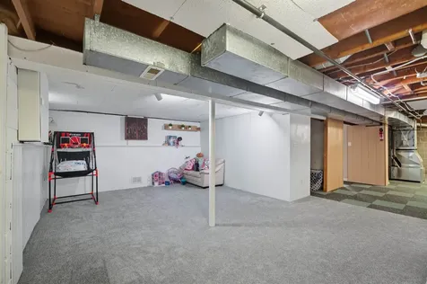 3 Duval Street South Burlington VT 05403