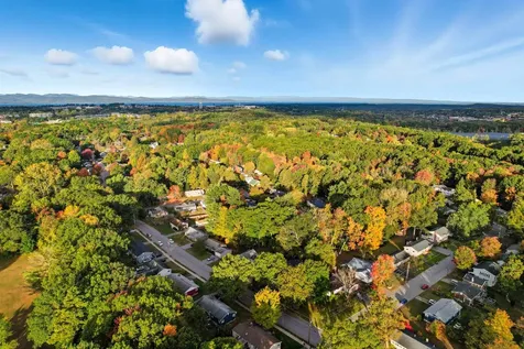 3 Duval Street South Burlington VT 05403