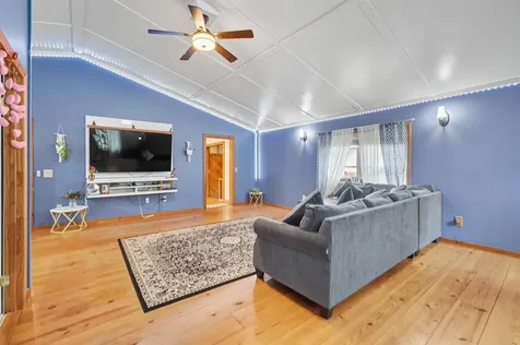 3 Duval Street South Burlington VT 05403