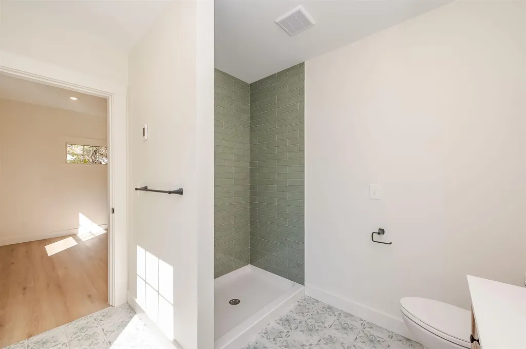 93 Lebanon Road North Berwick ME 03906