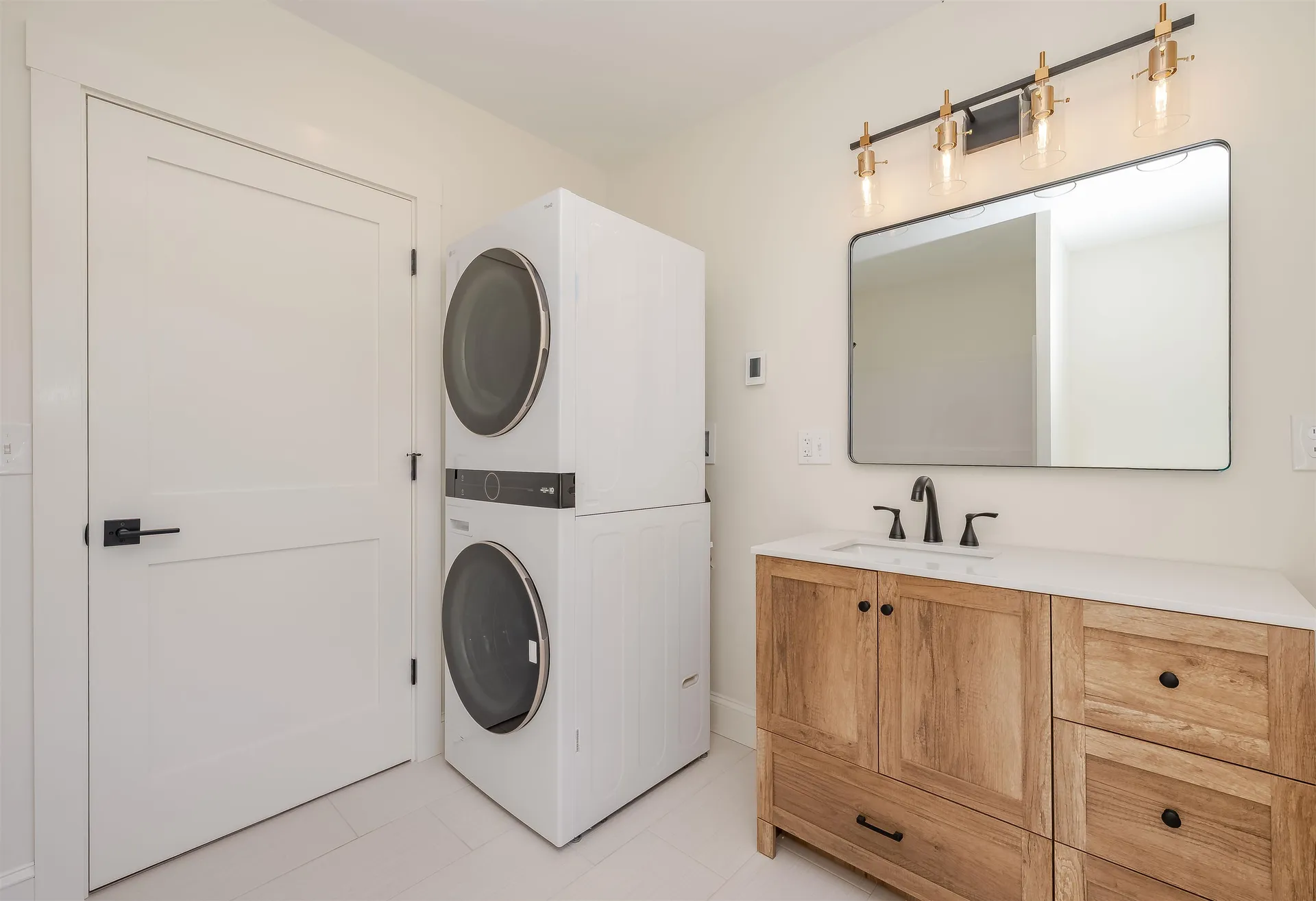 93 Lebanon Road North Berwick ME 03906