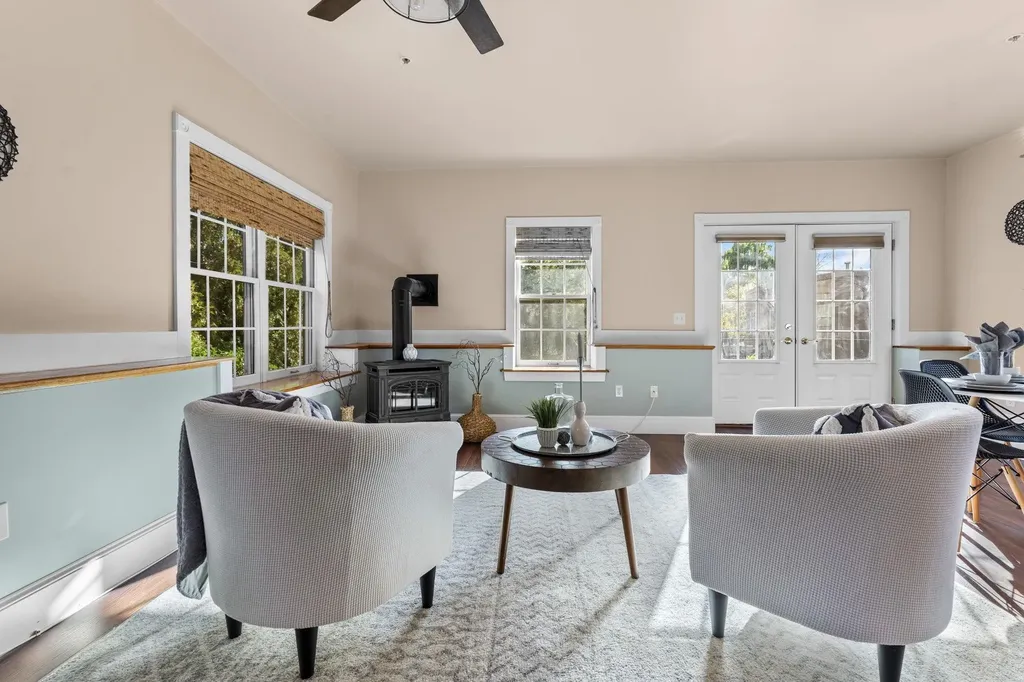 7 Chester Road Derry NH 03038