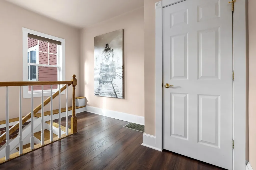 7 Chester Road Derry NH 03038