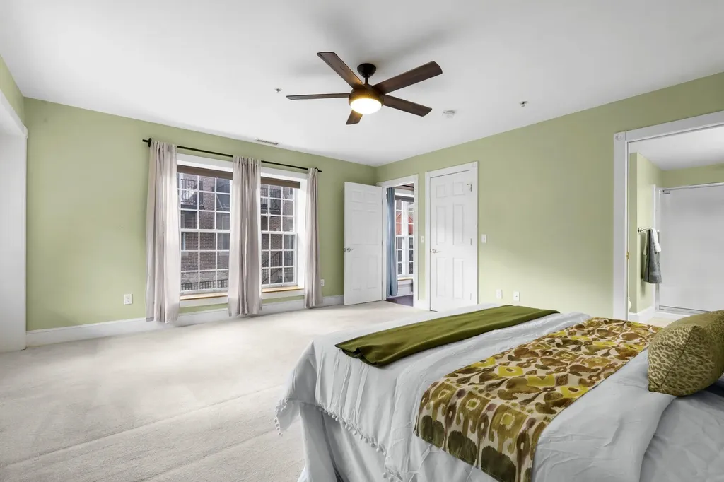 7 Chester Road Derry NH 03038