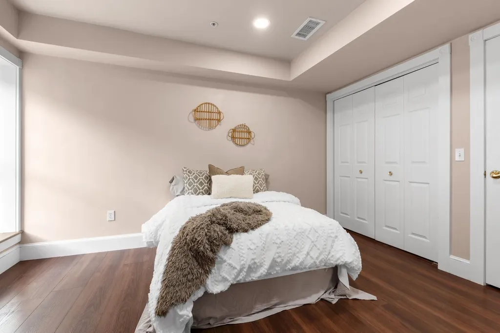 7 Chester Road Derry NH 03038