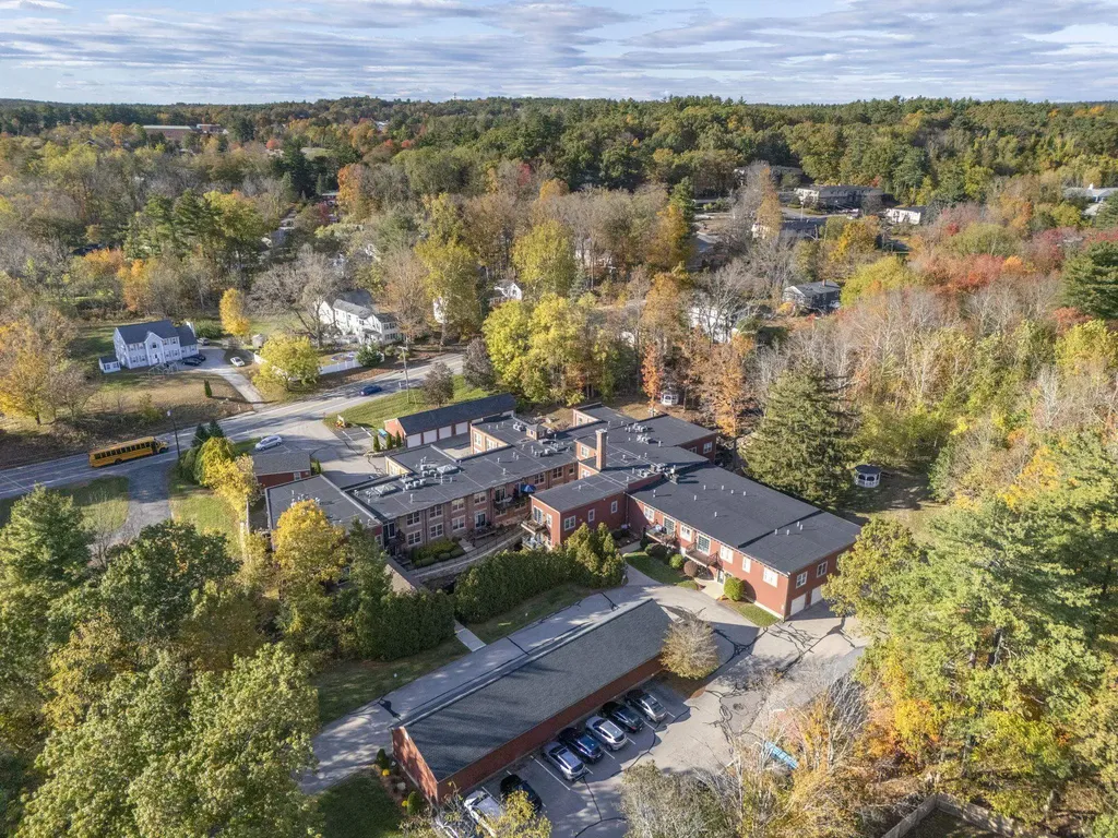 7 Chester Road Derry NH 03038