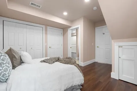 7 Chester Road Derry NH 03038