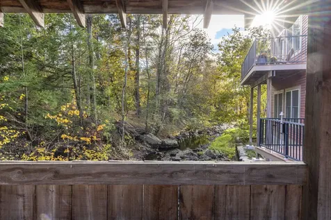 7 Chester Road Derry NH 03038