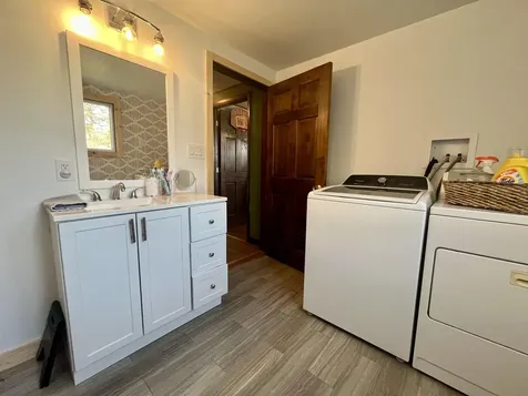 38 Riverside Drive Northumberland NH 03582