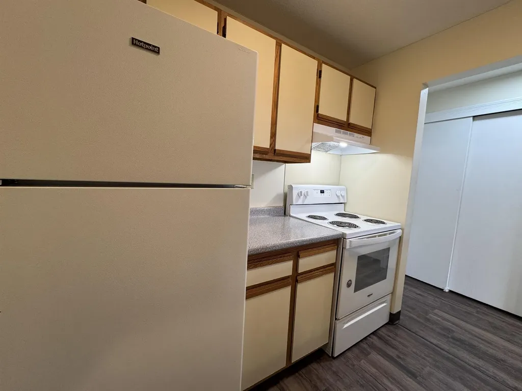 155 Eastern Avenue Manchester NH 03104