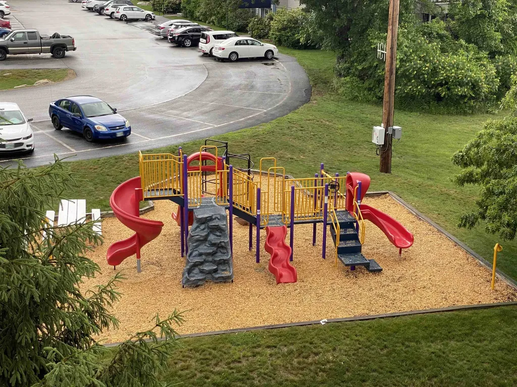 155 Eastern Avenue Manchester NH 03104