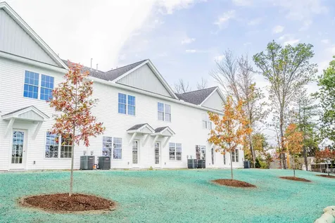 13 Suffolk Drive Concord NH 03303