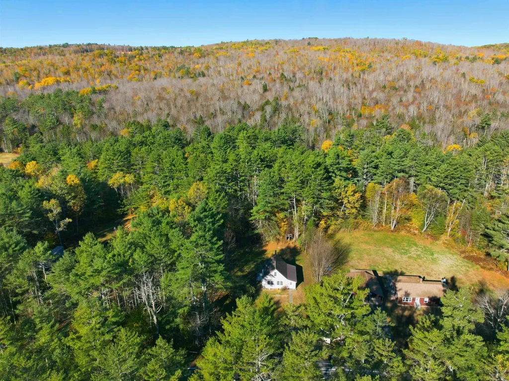 613 New Hampshire Route 118 Canaan NH 03741