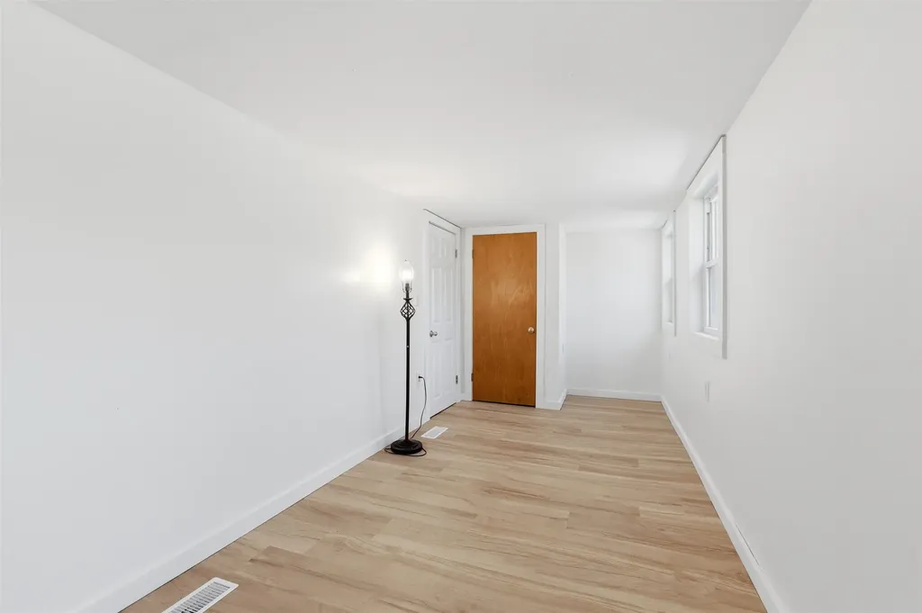 613 New Hampshire Route 118 Canaan NH 03741