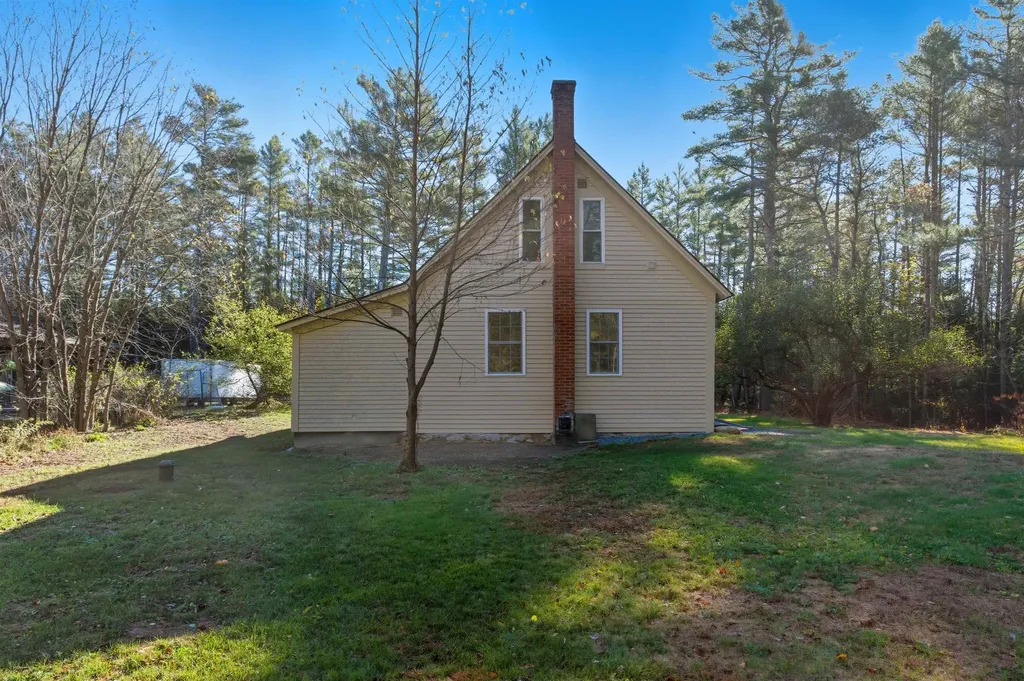 613 New Hampshire Route 118 Canaan NH 03741