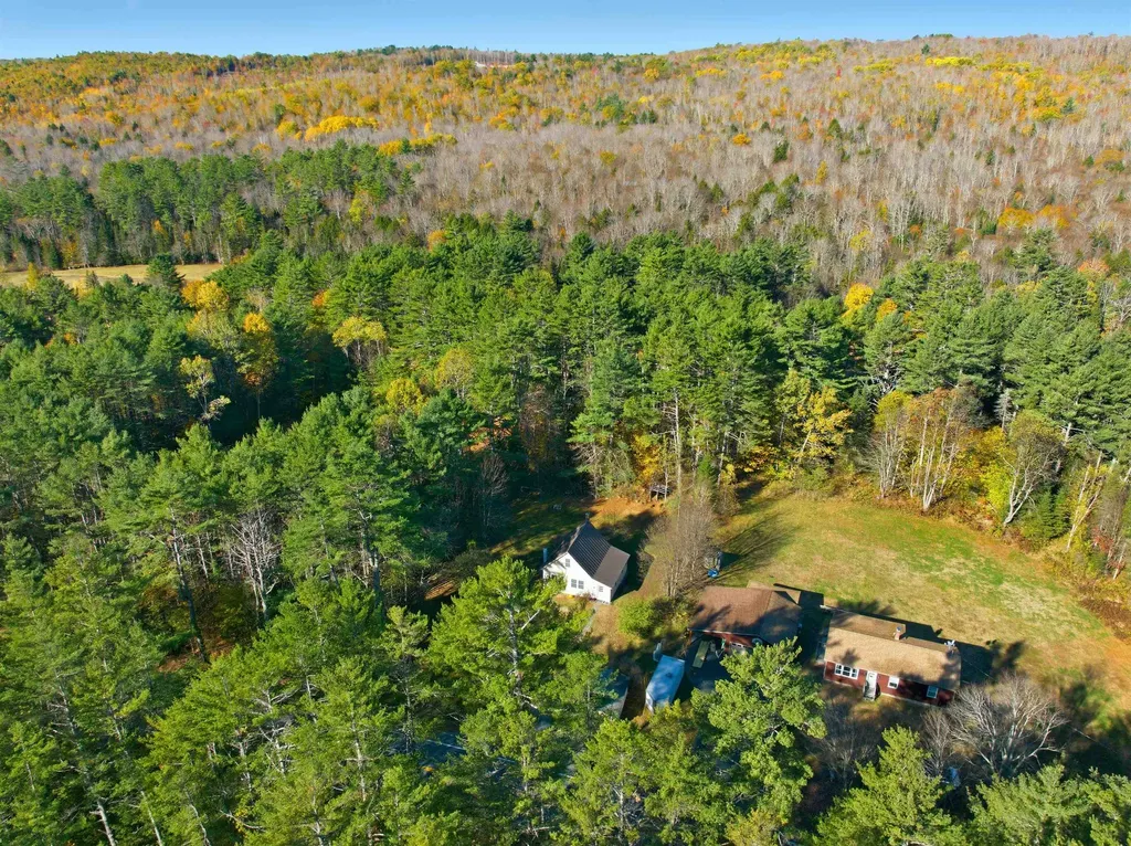 613 New Hampshire Route 118 Canaan NH 03741