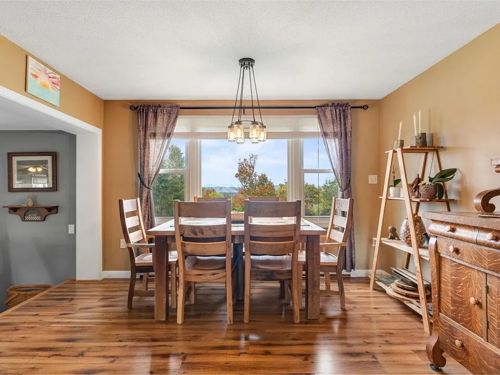 771 Robinson Road Ferrisburgh VT 05456