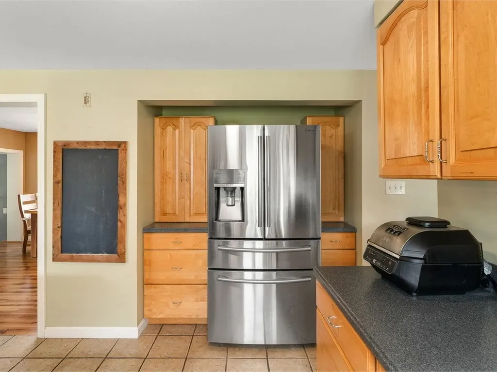 771 Robinson Road Ferrisburgh VT 05456