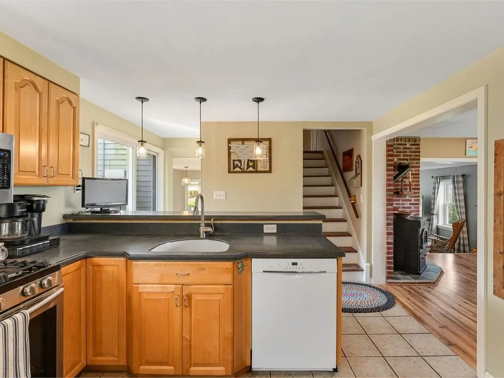 771 Robinson Road Ferrisburgh VT 05456