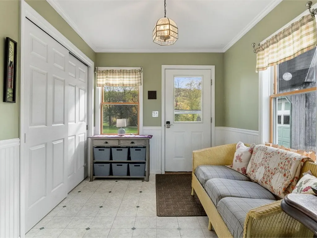 771 Robinson Road Ferrisburgh VT 05456