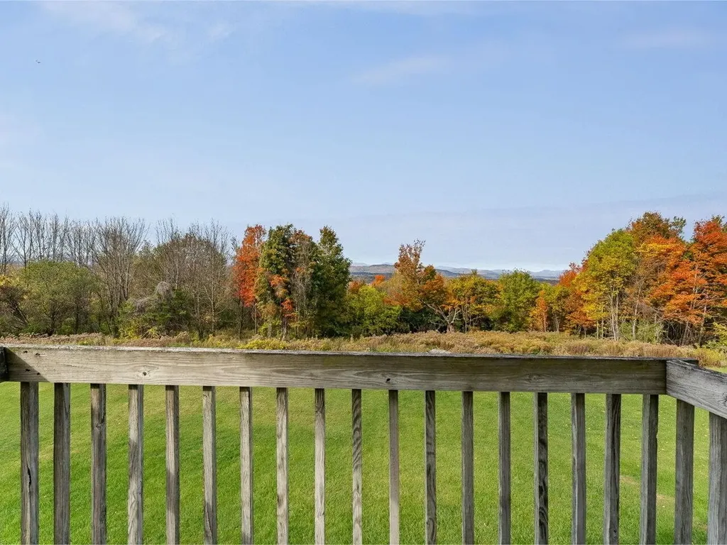 771 Robinson Road Ferrisburgh VT 05456