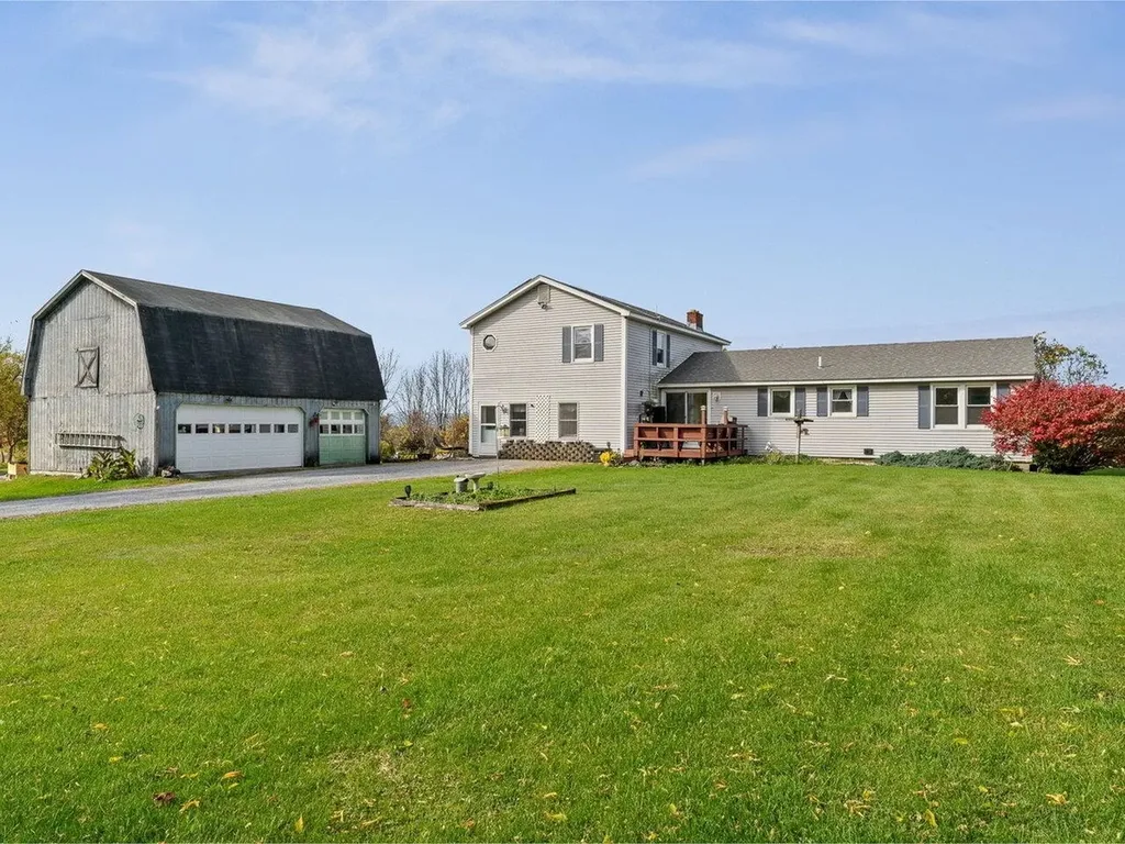 771 Robinson Road Ferrisburgh VT 05456