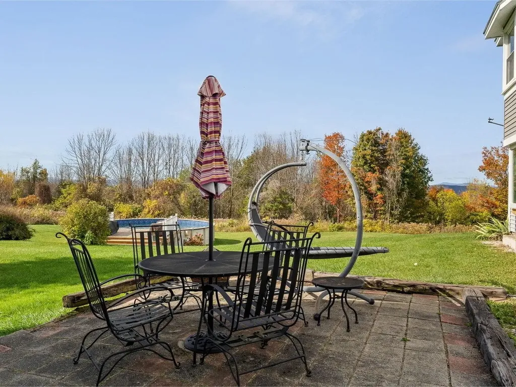 771 Robinson Road Ferrisburgh VT 05456