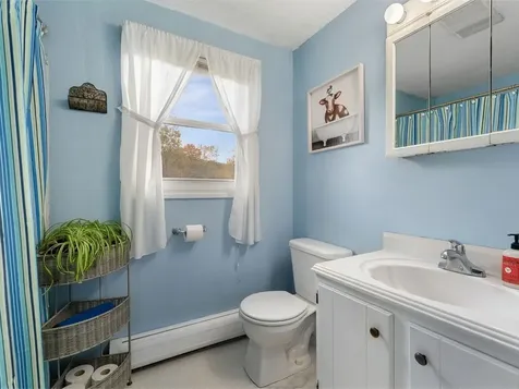 771 Robinson Road Ferrisburgh VT 05456