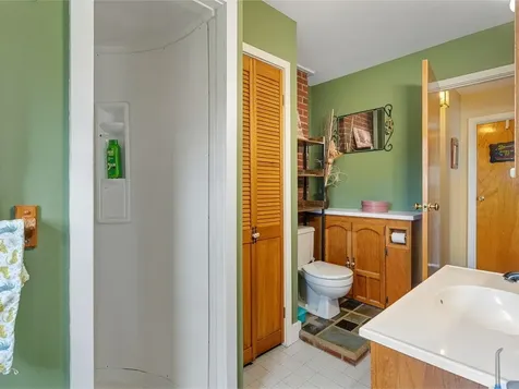 771 Robinson Road Ferrisburgh VT 05456