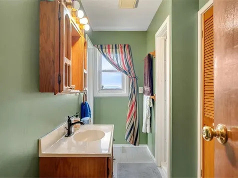 771 Robinson Road Ferrisburgh VT 05456