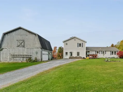 771 Robinson Road Ferrisburgh VT 05456