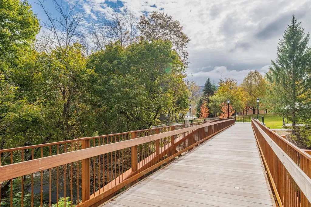 4928 Main Street Manchester VT 05255